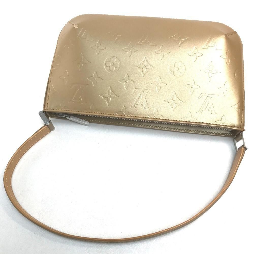 Louis Vuitton Shoulder Bags