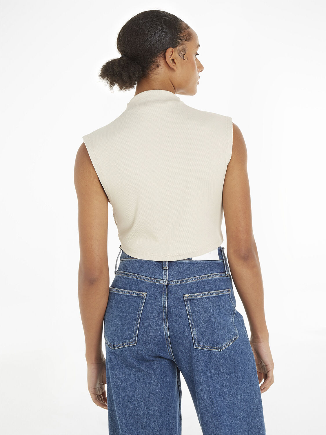 Mock neck short sleeve shirt