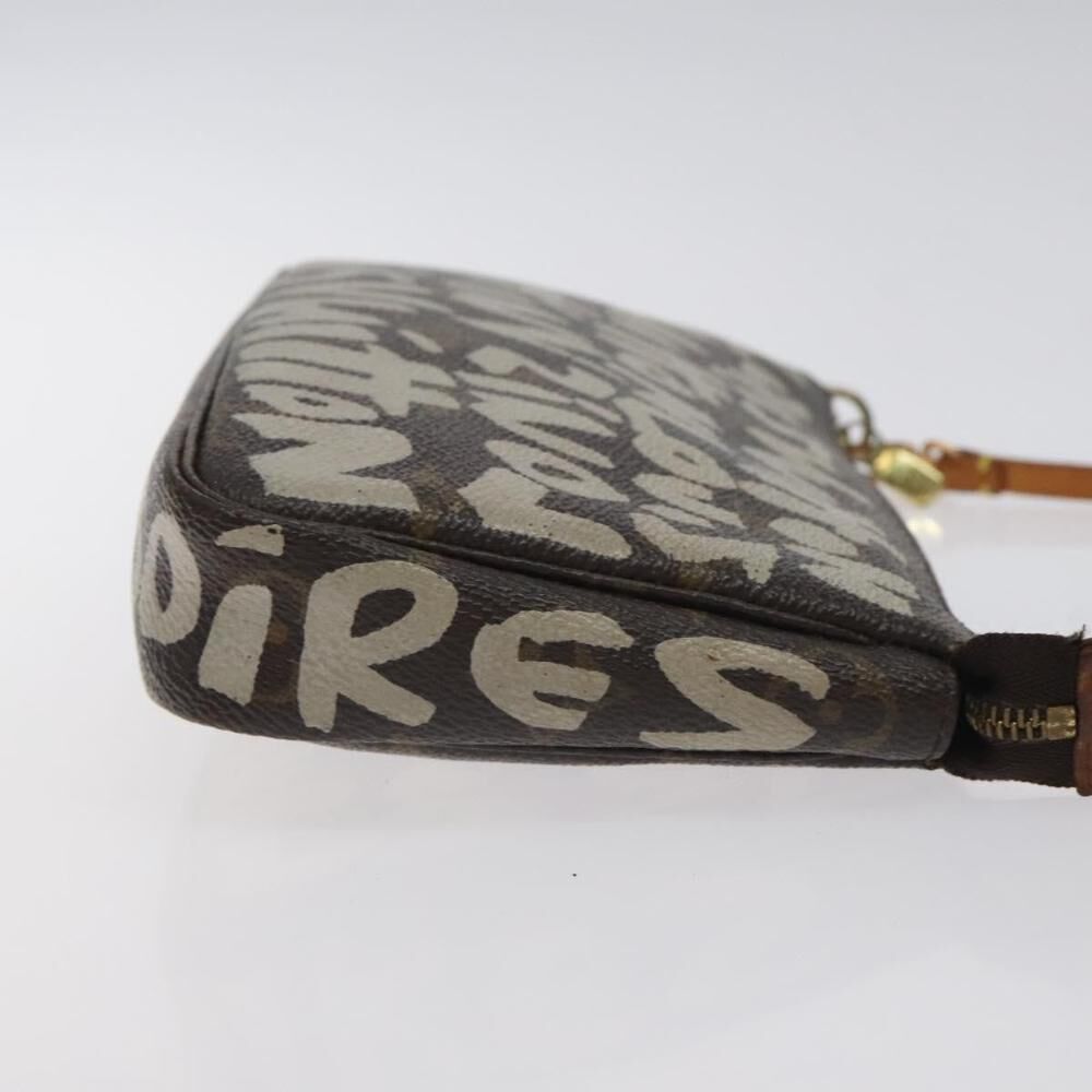 Louis Vuitton Pochette Accessoires