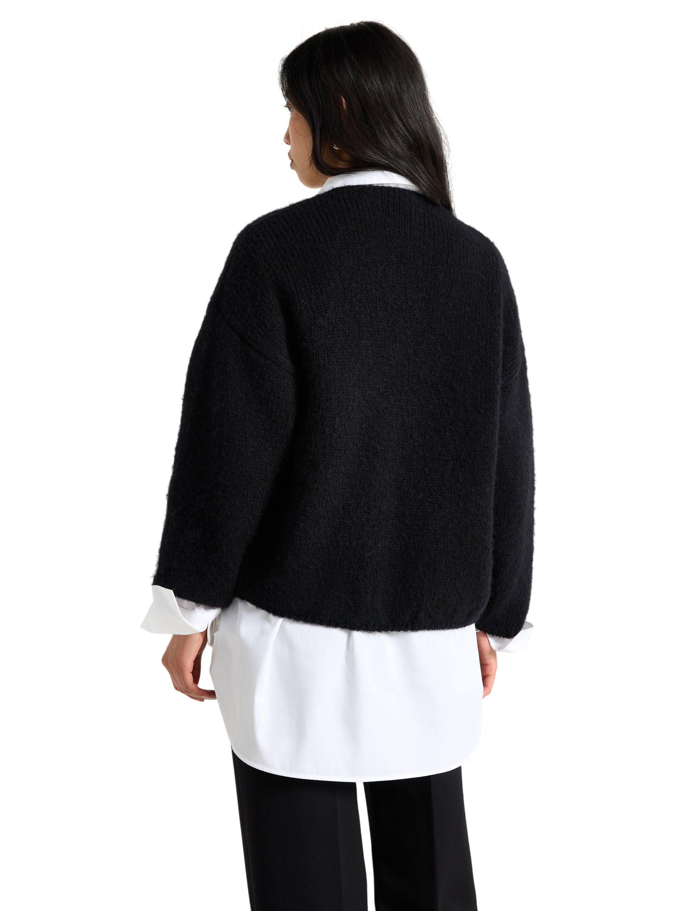 Stickad cardigan