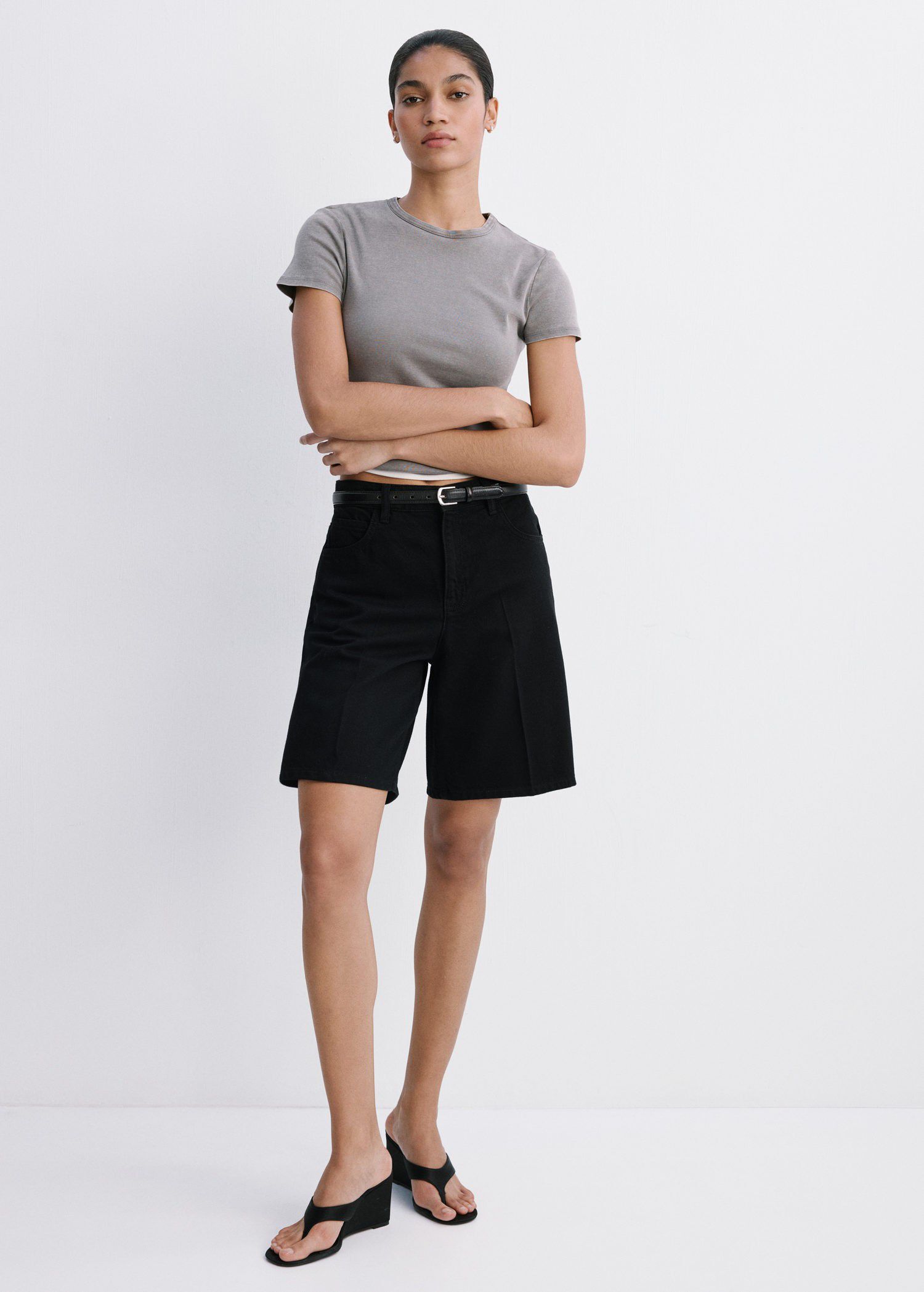 Straight-fit high-waist bermuda sho