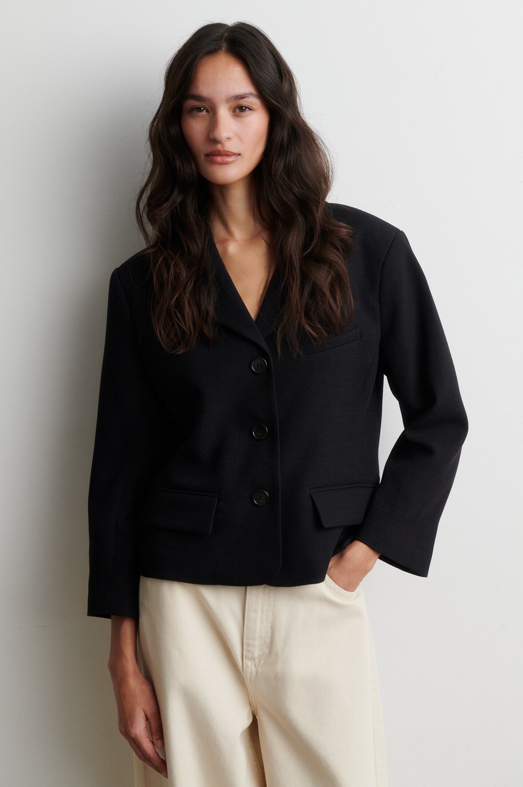 Sella Short Blazer