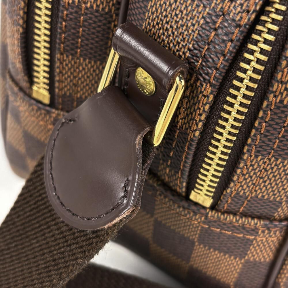 Louis Vuitton Reporter