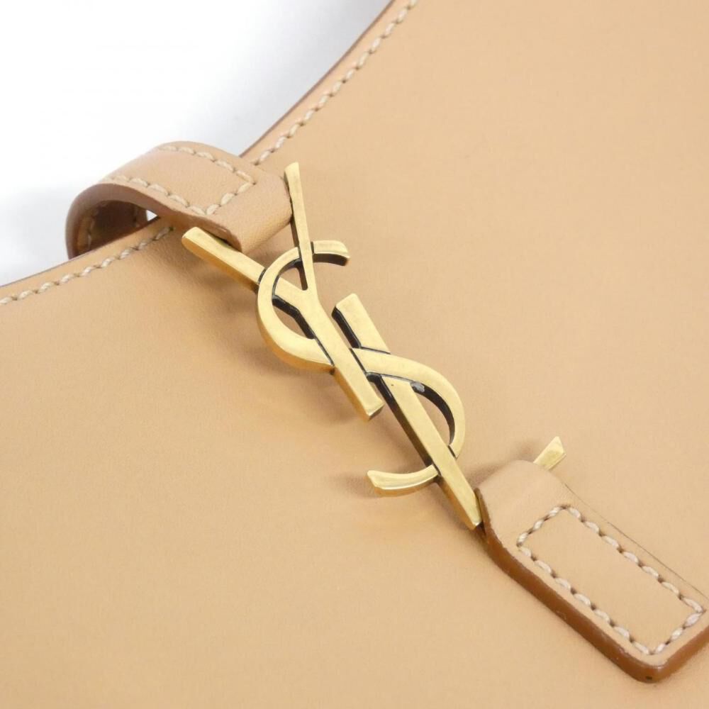 Yves Saint Laurent Handbag