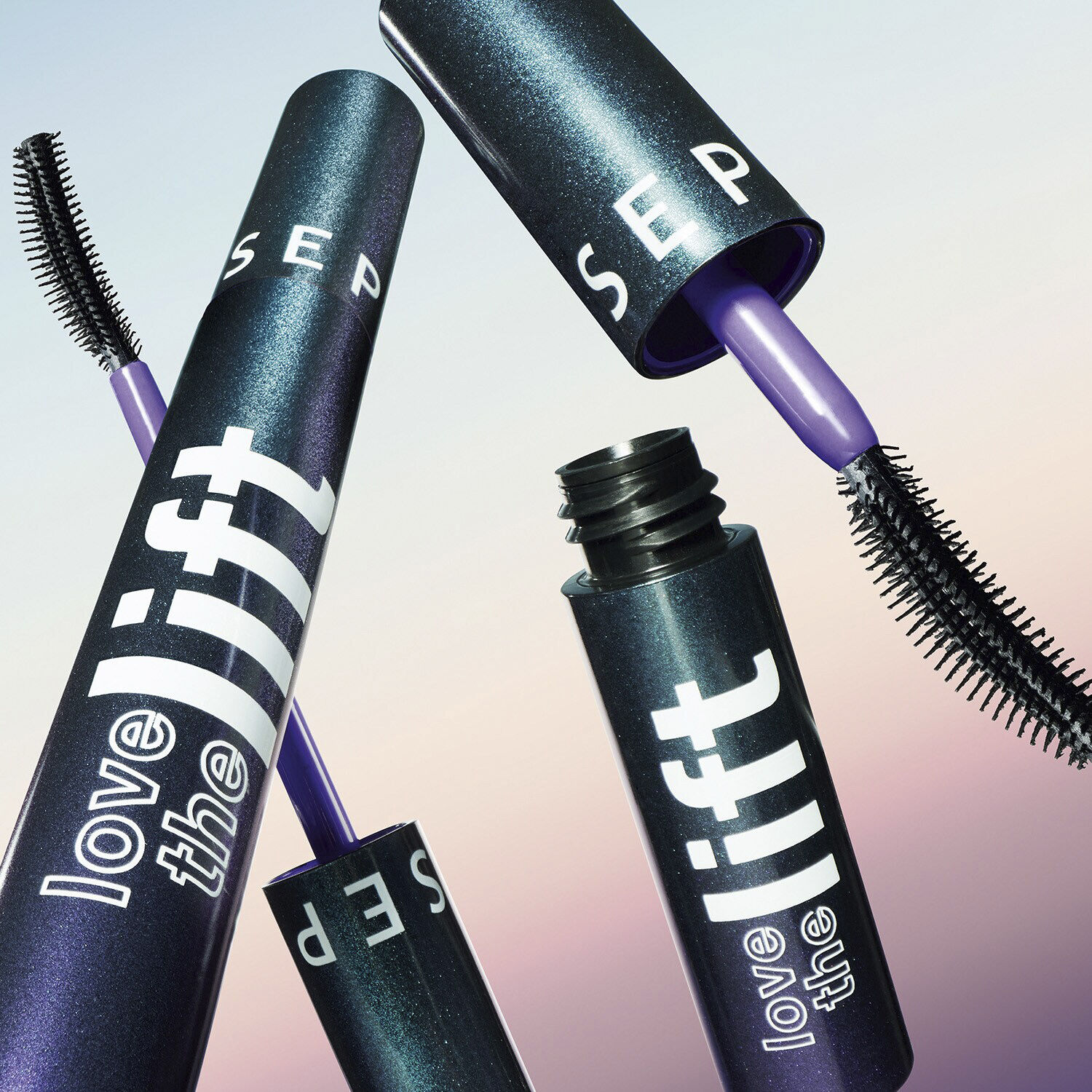 Love The Lift Waterproof - Curling and Volumizing Mascara