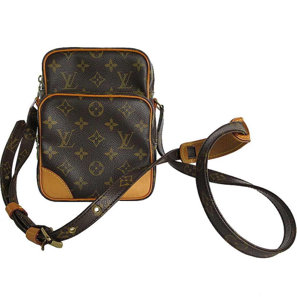 Louis Vuitton Shoulder Bags