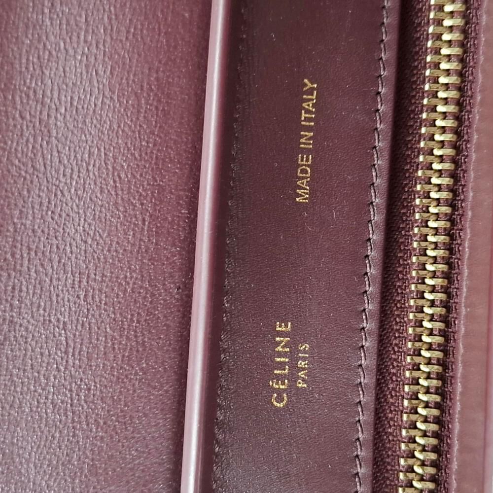 C&eacute;line Trapeze