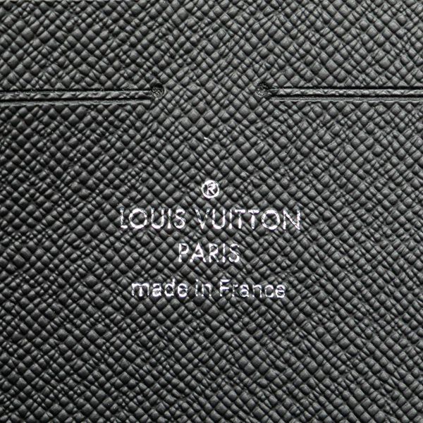 Louis Vuitton Pouch