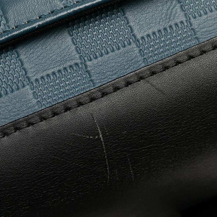 Louis Vuitton District