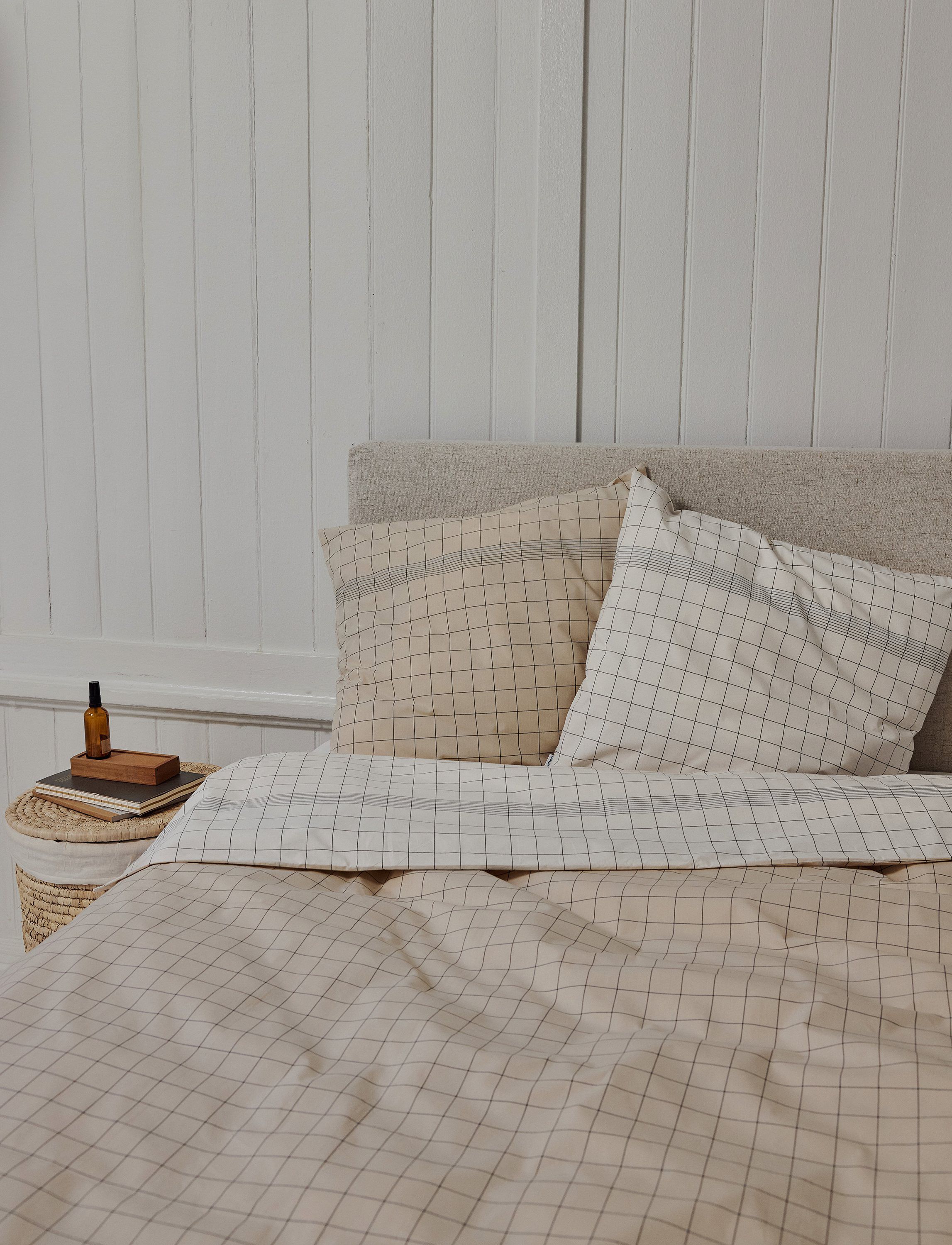 Vibeke Klint s&auml;ngkl&auml;der 140x200 cm/50x70 cm white