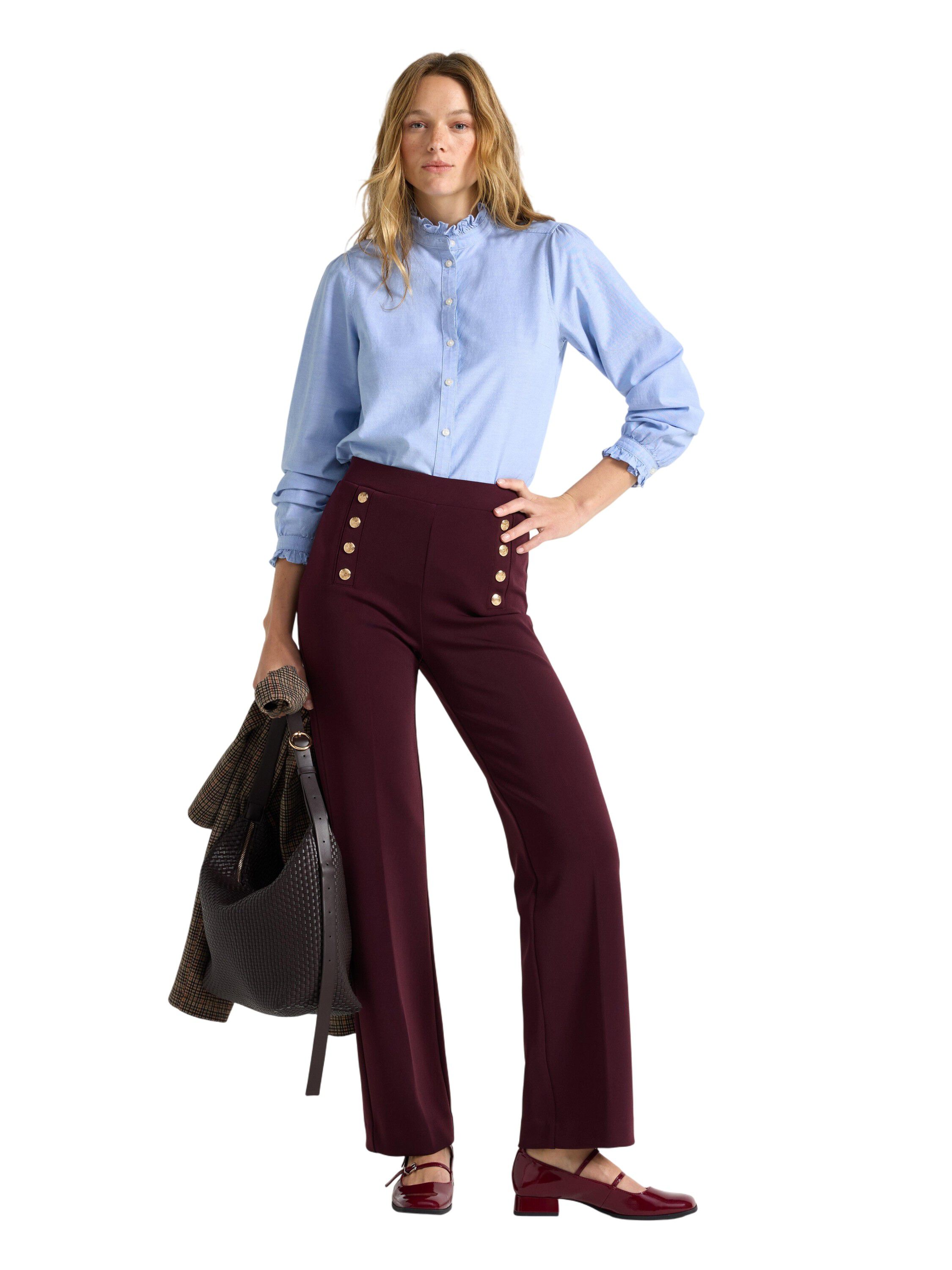 Stils&auml;ker skjorta med h&ouml;g halsrin