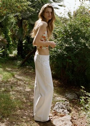 Low-rise wideleg jeans