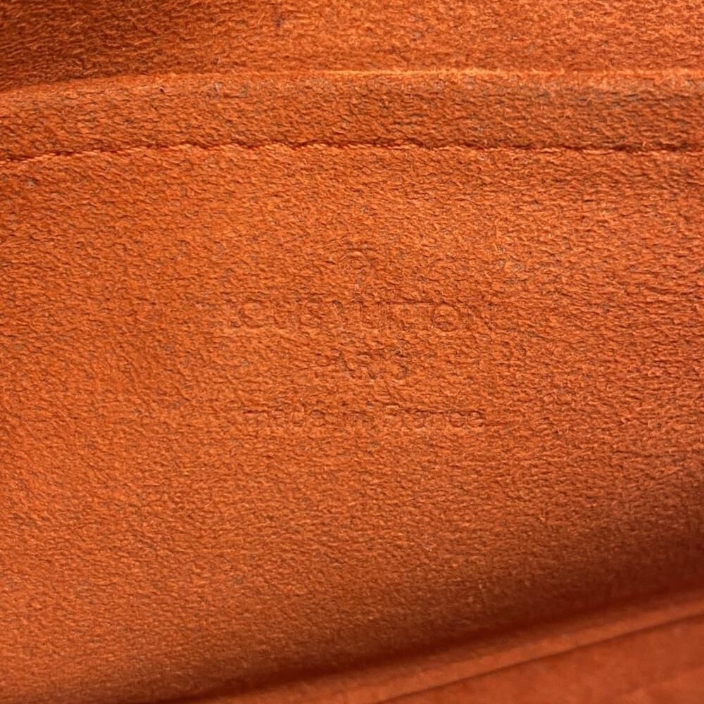 Louis Vuitton Shoulder Bags