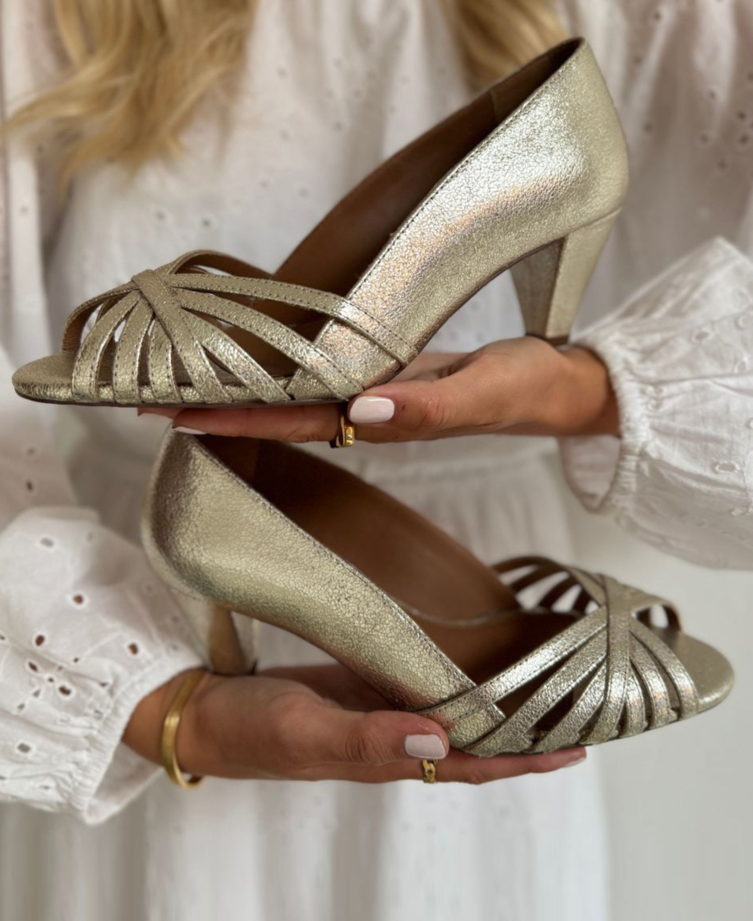 ALL I NEED - METALLIC