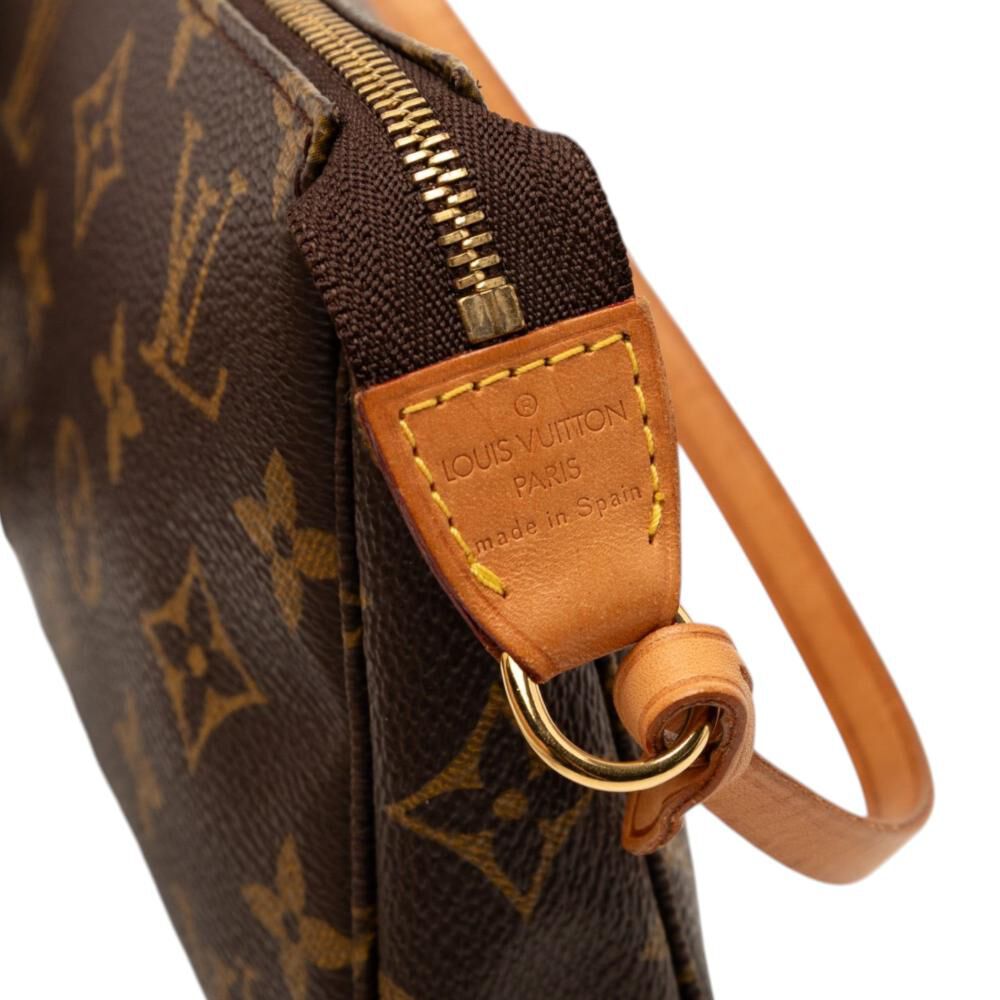 Louis Vuitton Pochette Accessoires