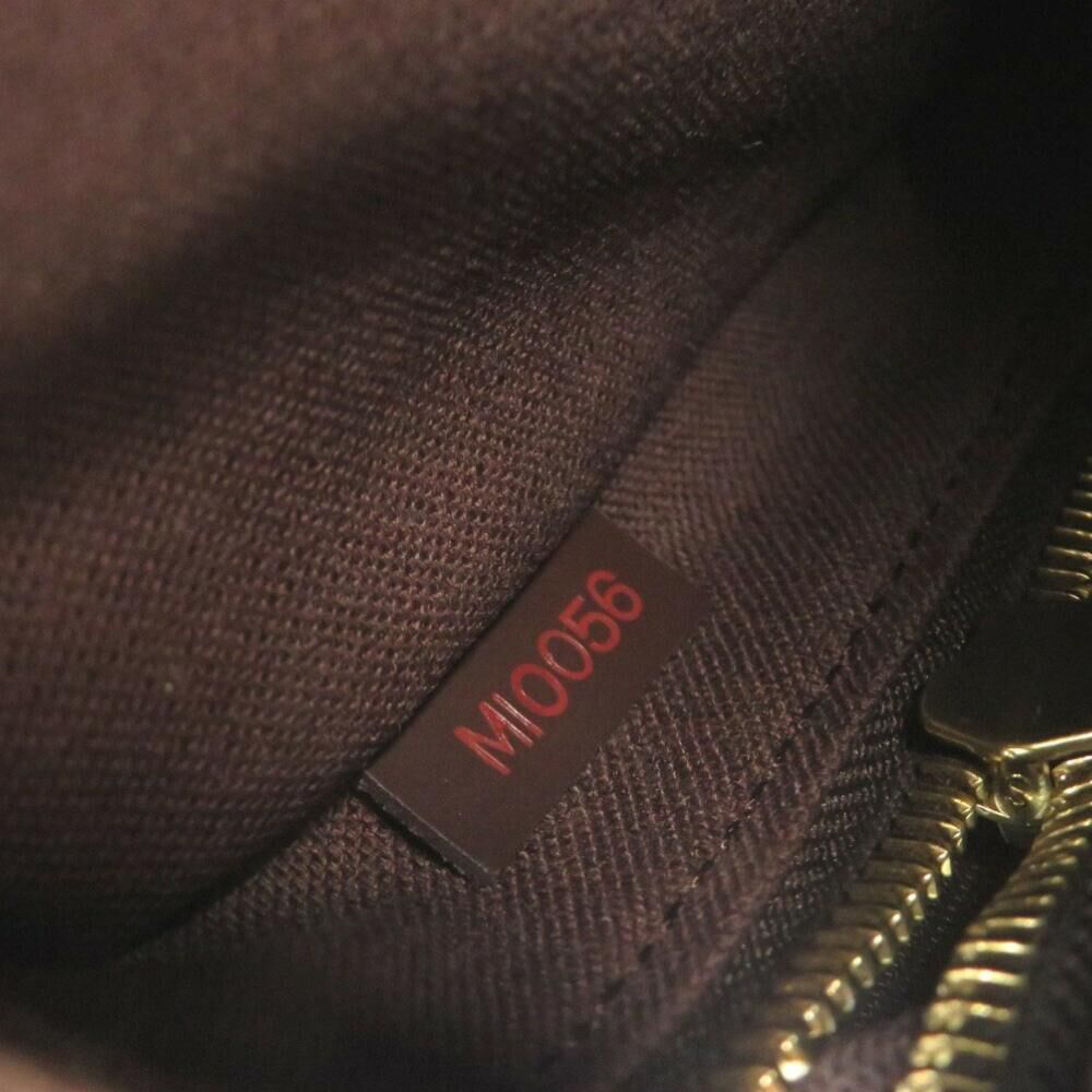 Louis Vuitton Messenger