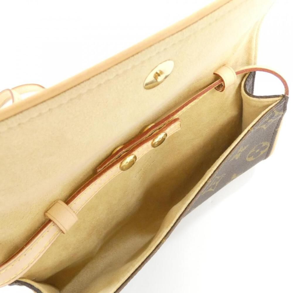 Louis Vuitton Shoulder Bags