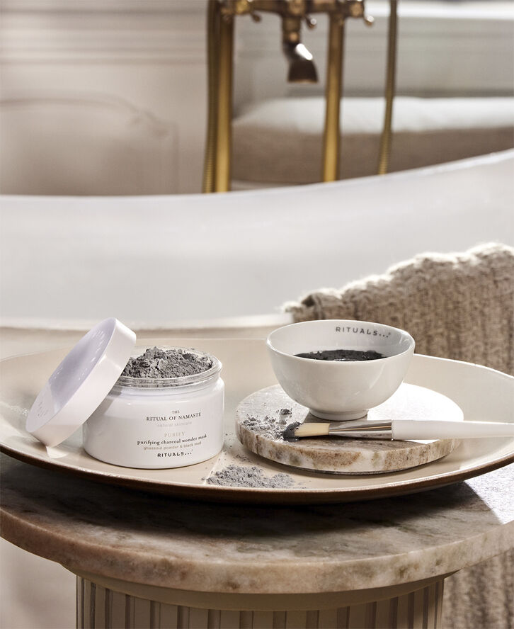 The Ritual of Namaste Purifying Charcoal Wonder Mask