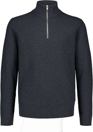 Structure half zip