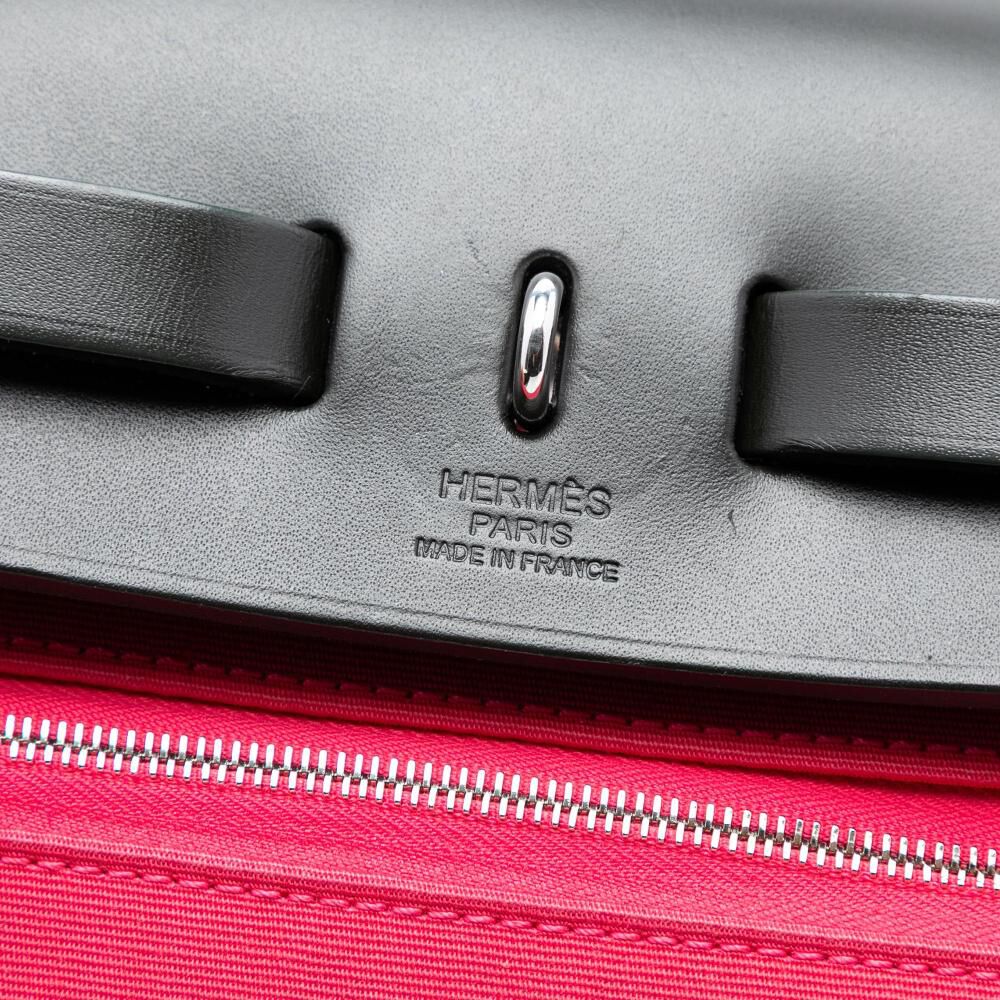 Herm&egrave;s Pouch