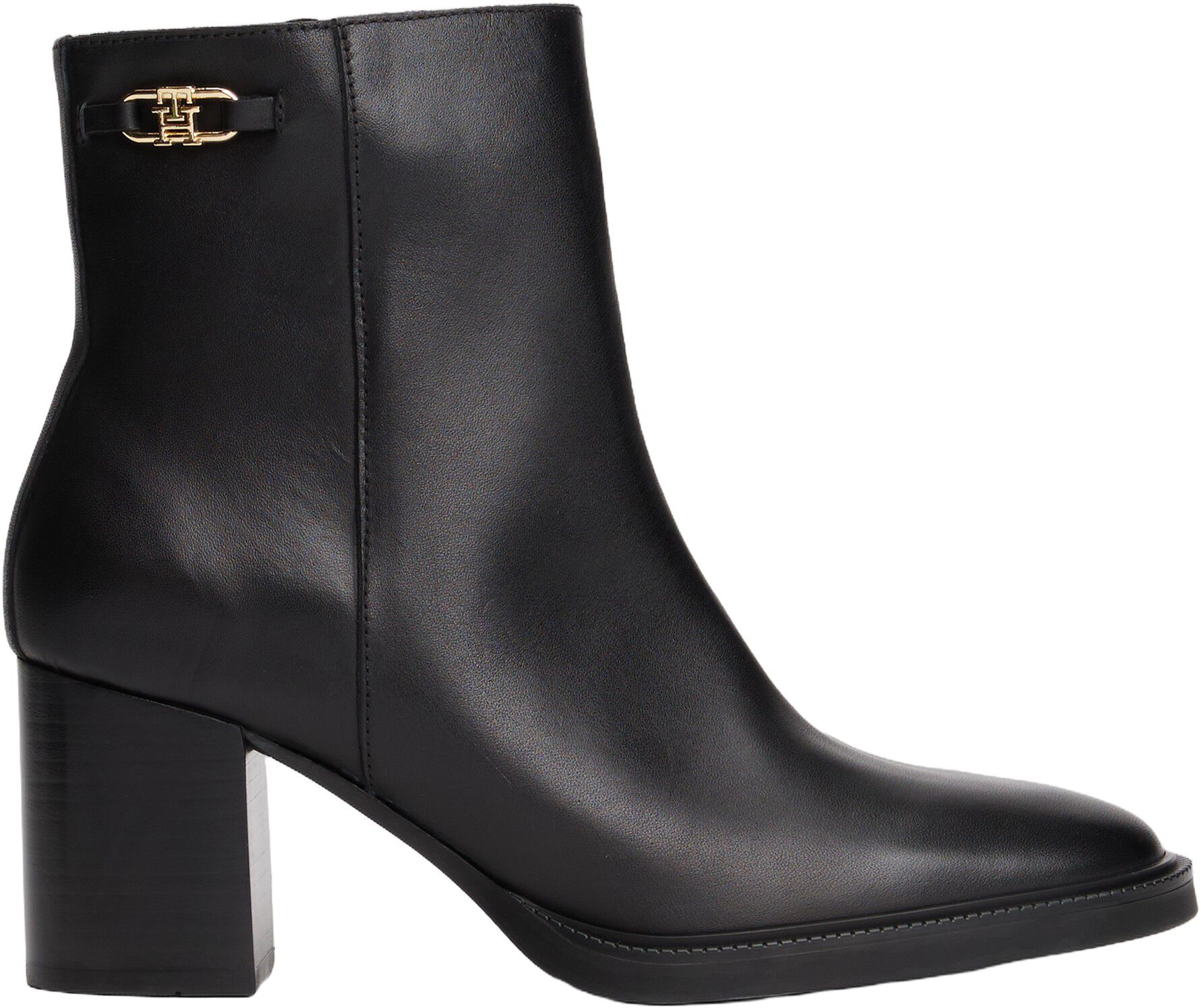 STACKED HEEL LEATHER ANKLE BOOT
