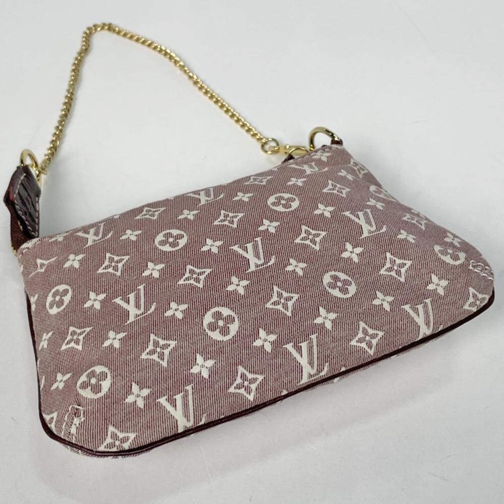 Louis Vuitton Pochette Accessoires