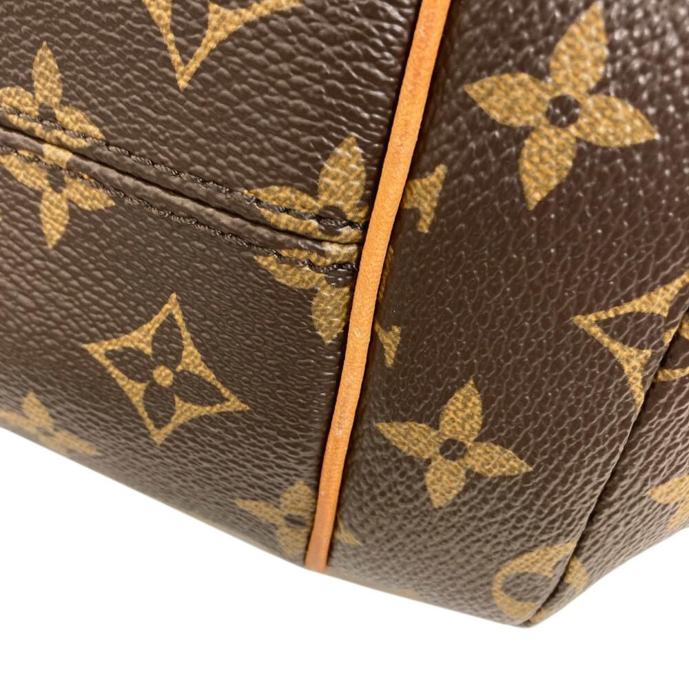 Louis Vuitton Totally