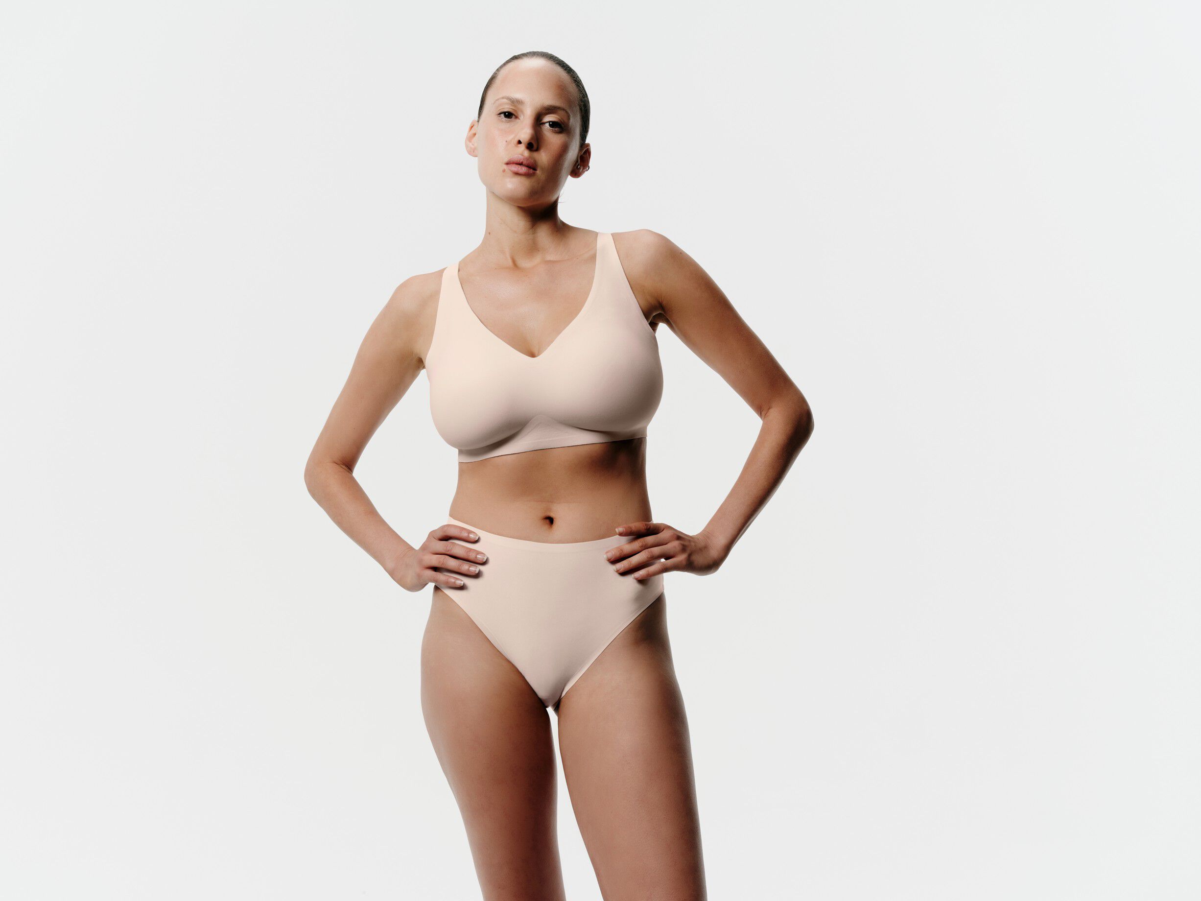 SoftStretch Power Wireless Support Bra
