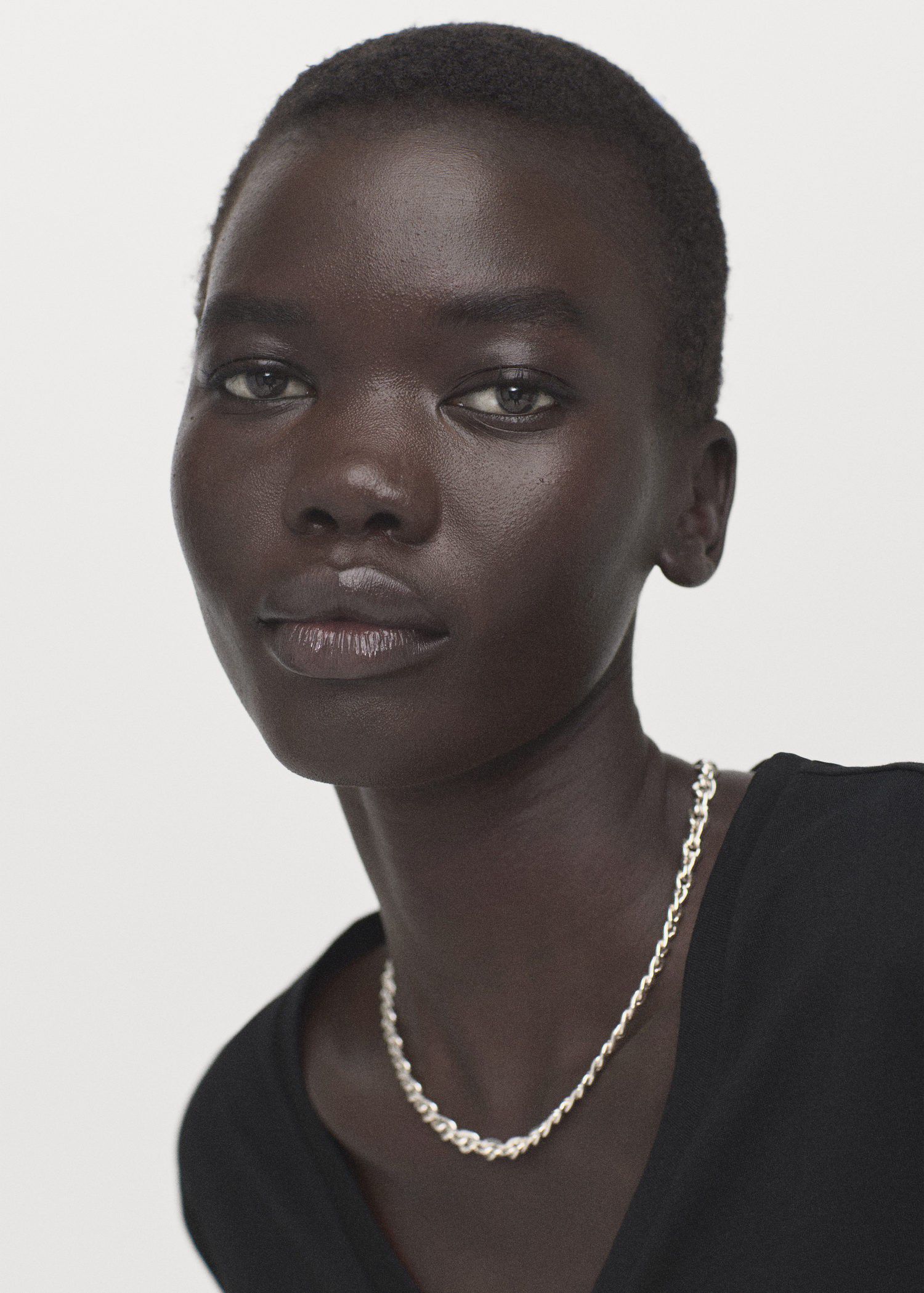 V-neck cotton T-shirt