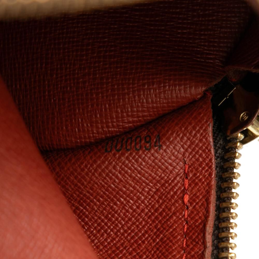 Louis Vuitton Papillon