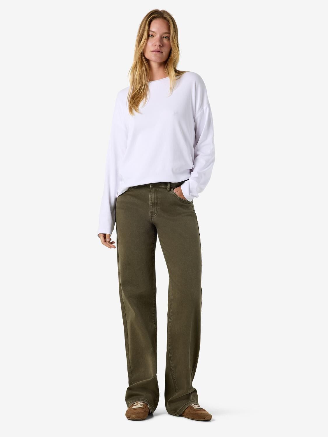 Nmyolanda Mw Straight Jeans Colored Noos