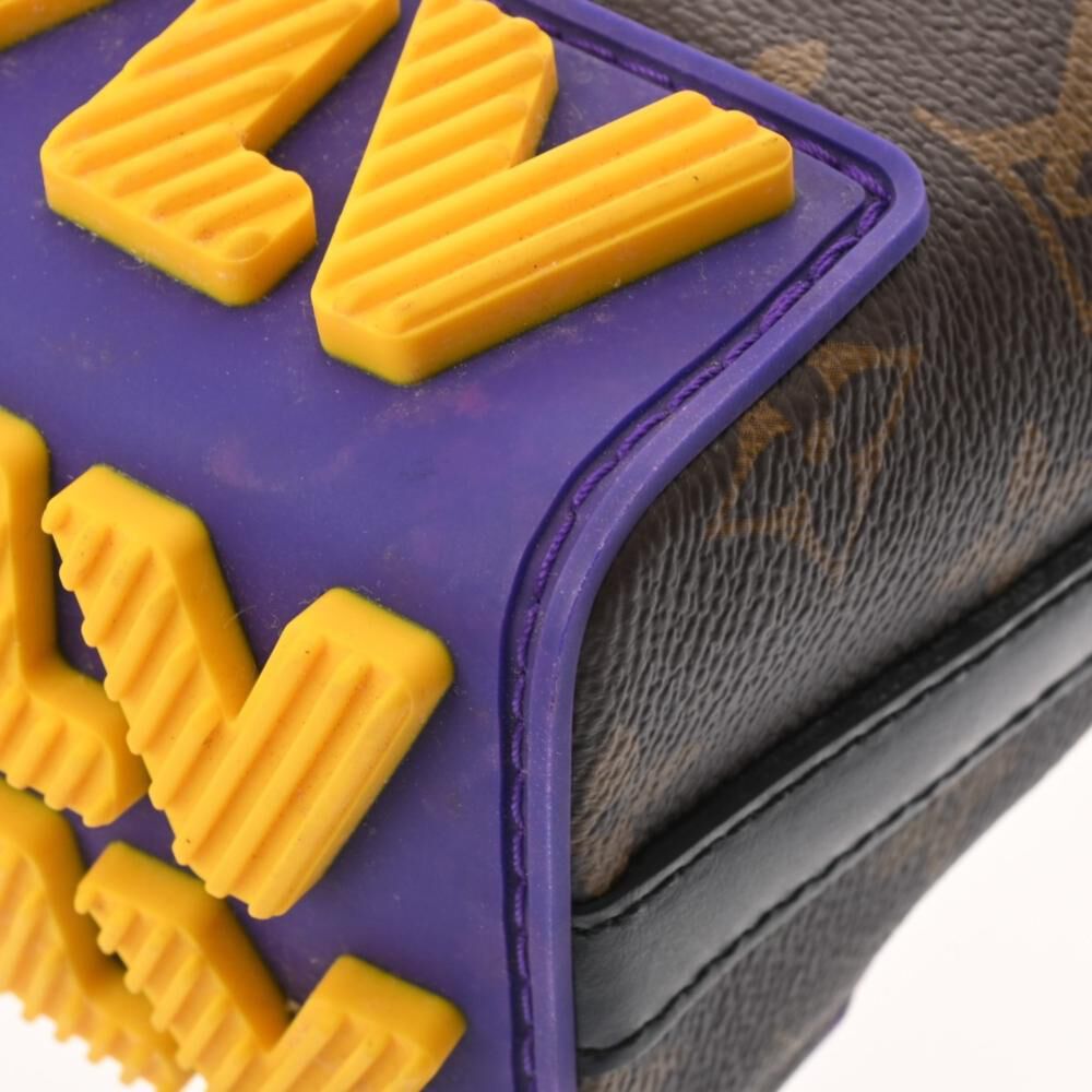 Louis Vuitton Shoulder Bags