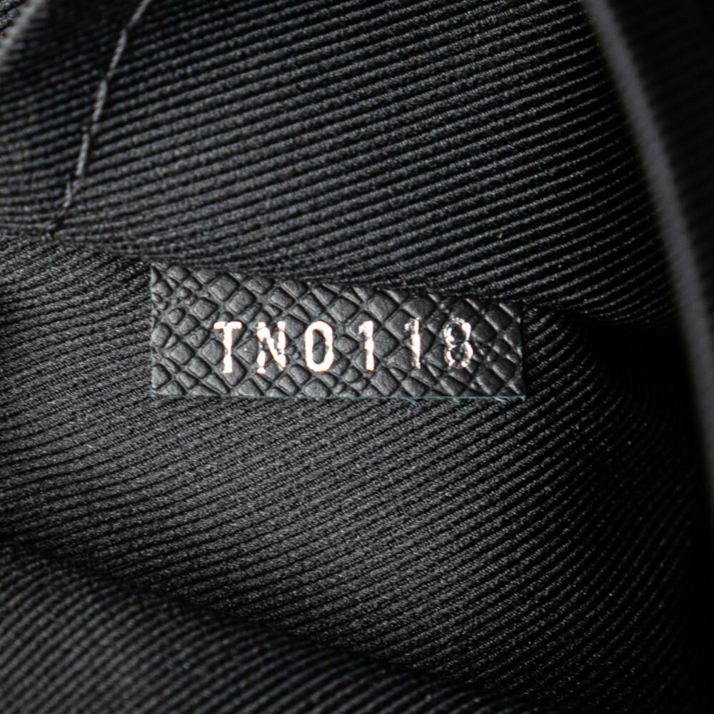 Louis Vuitton Pochette Apollo