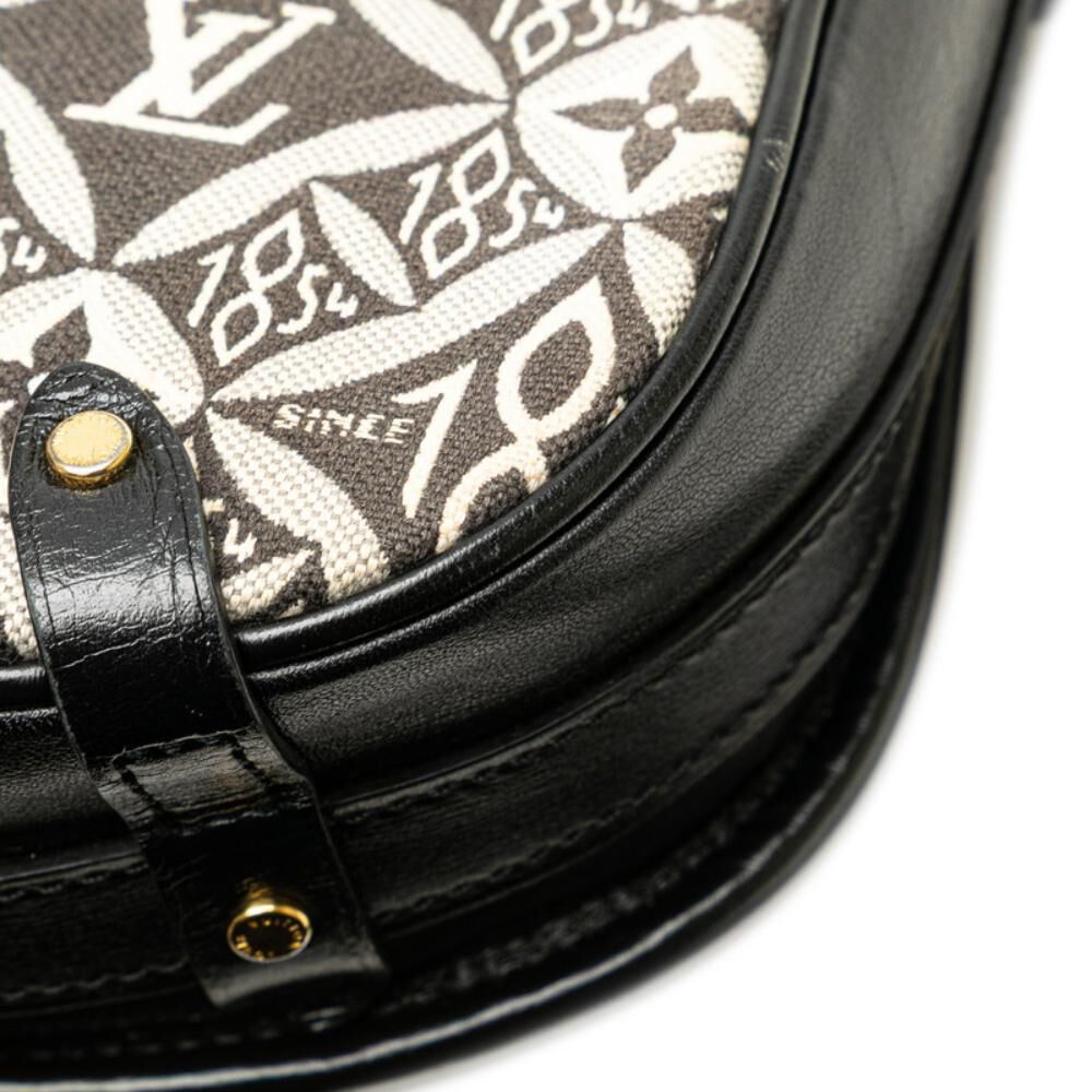 Louis Vuitton Saumur