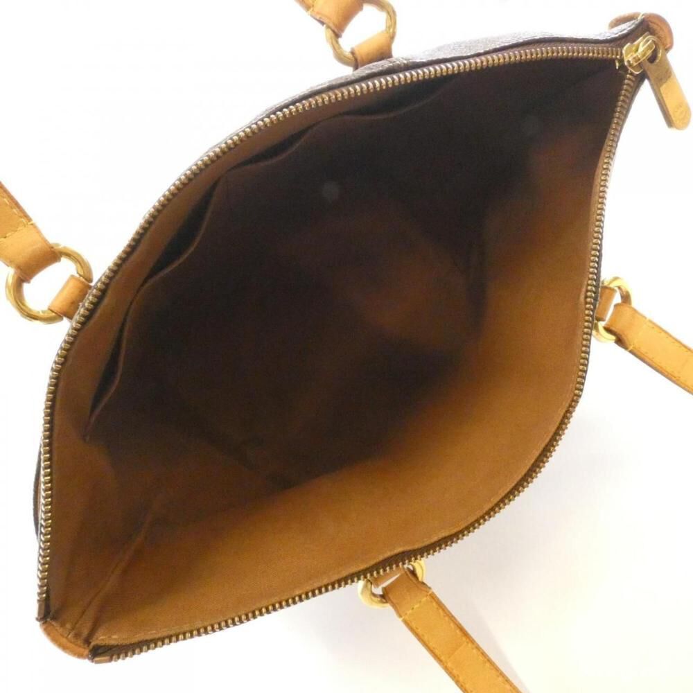 Louis Vuitton Totally