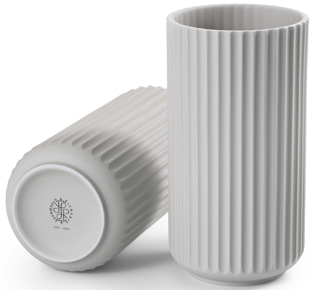 Lyngbyvasen ljusgr&aring;