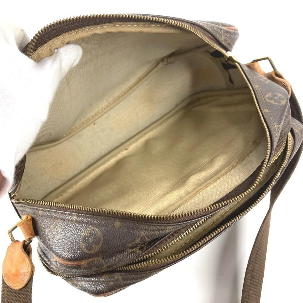 Louis Vuitton Reporter