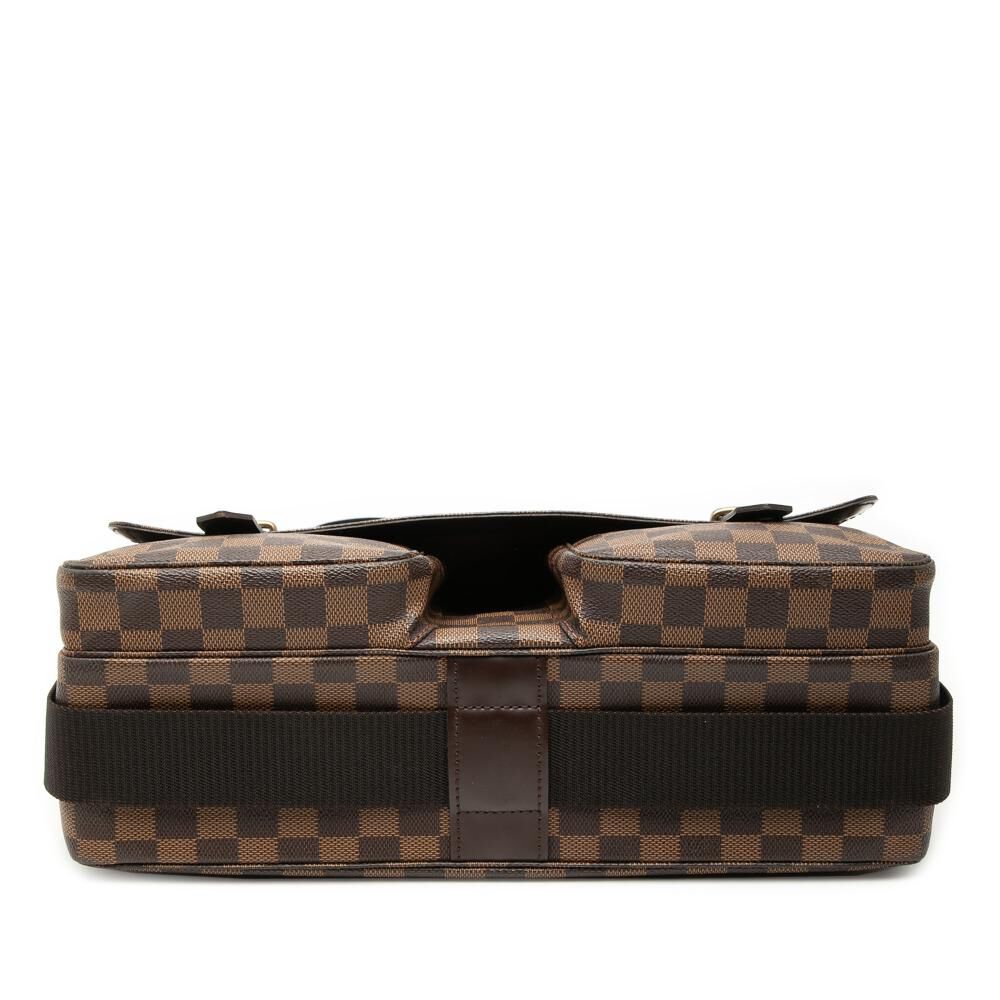 Louis Vuitton Broadway