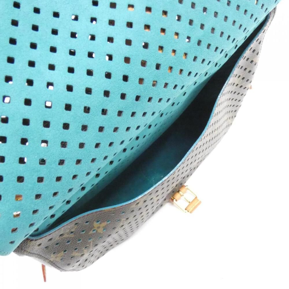 Louis Vuitton Saumur