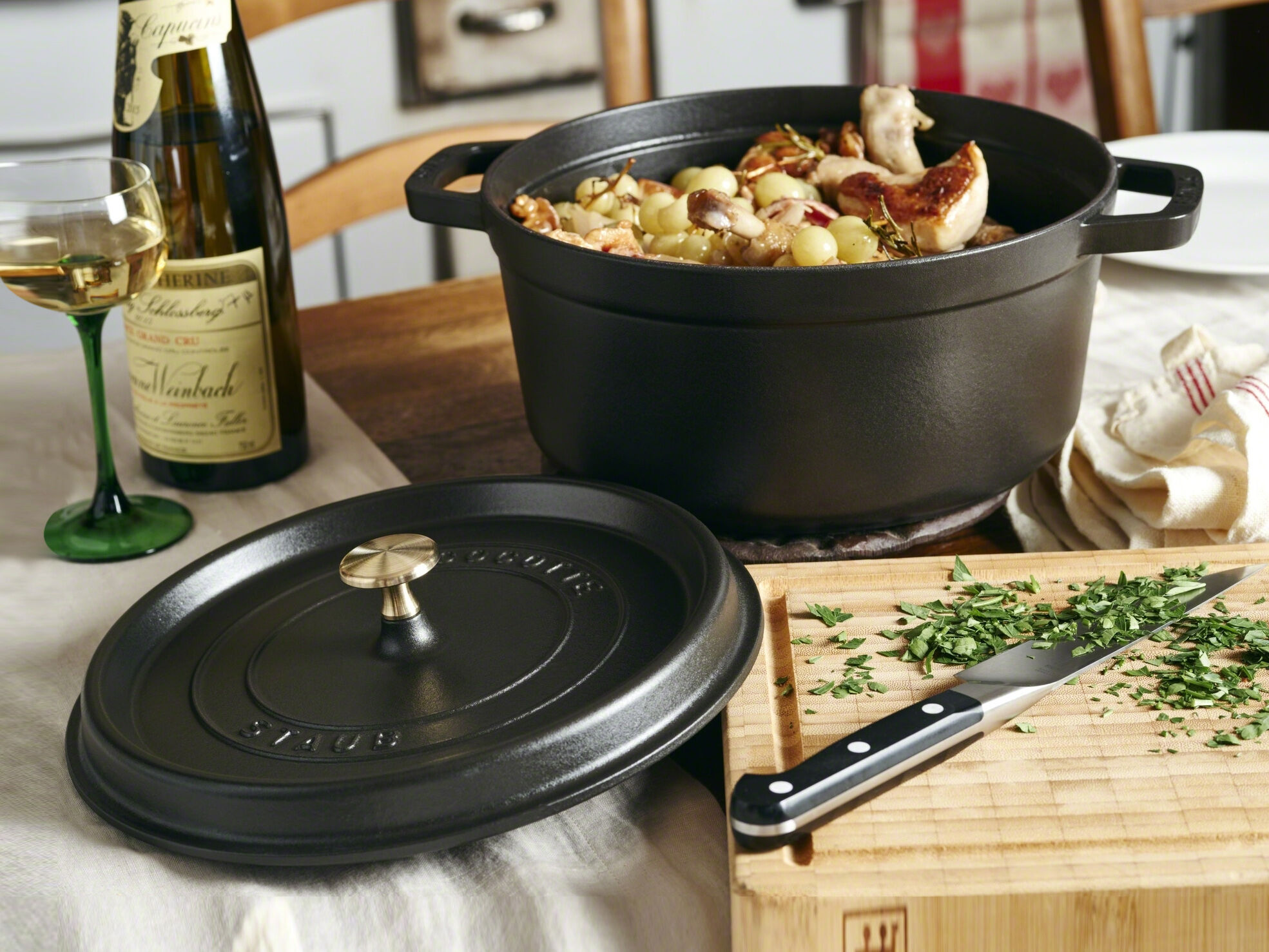 Gryta 28 Svart Rund Gjutj&auml;rn