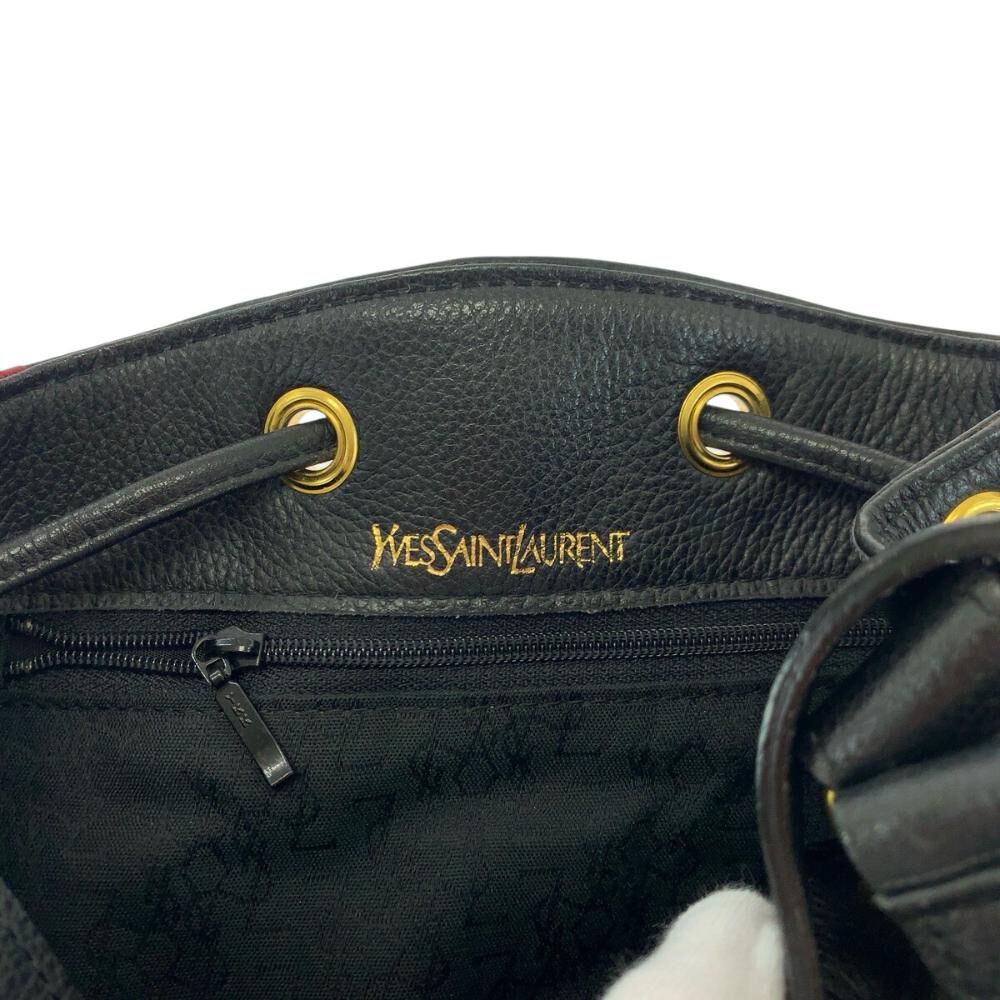 Yves Saint Laurent Shoulder Bag