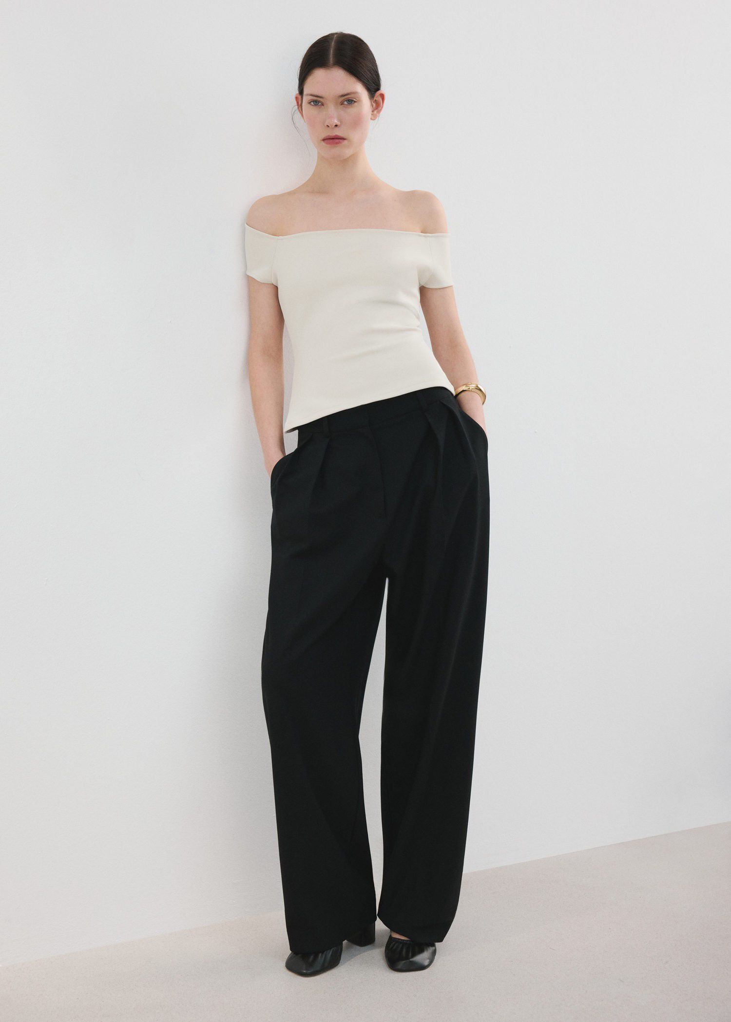 Strapless fitted top