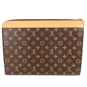 Louis Vuitton Clutch