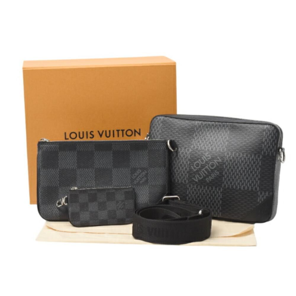 Louis Vuitton Shoulder Bags