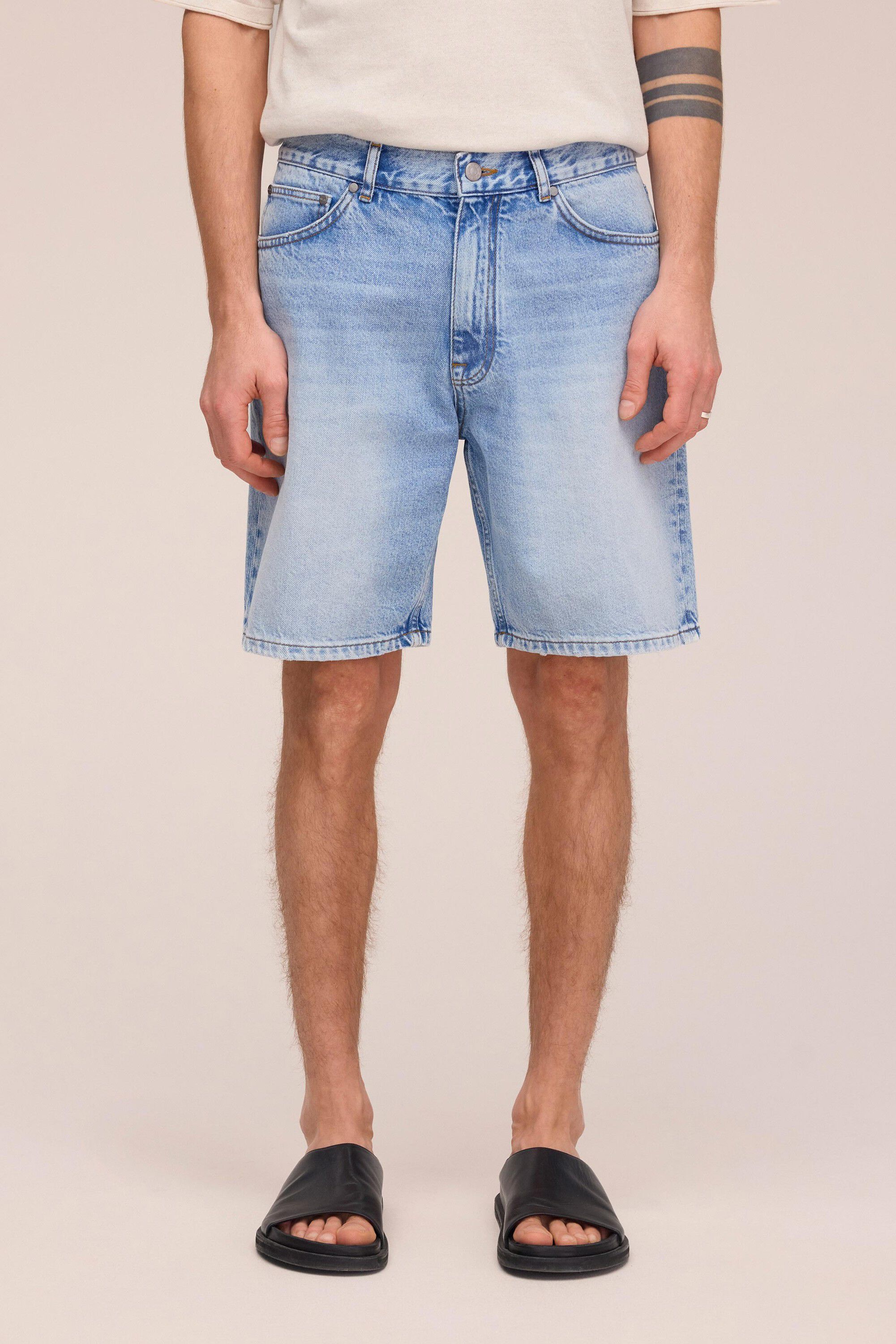 Otis Shorts 1882