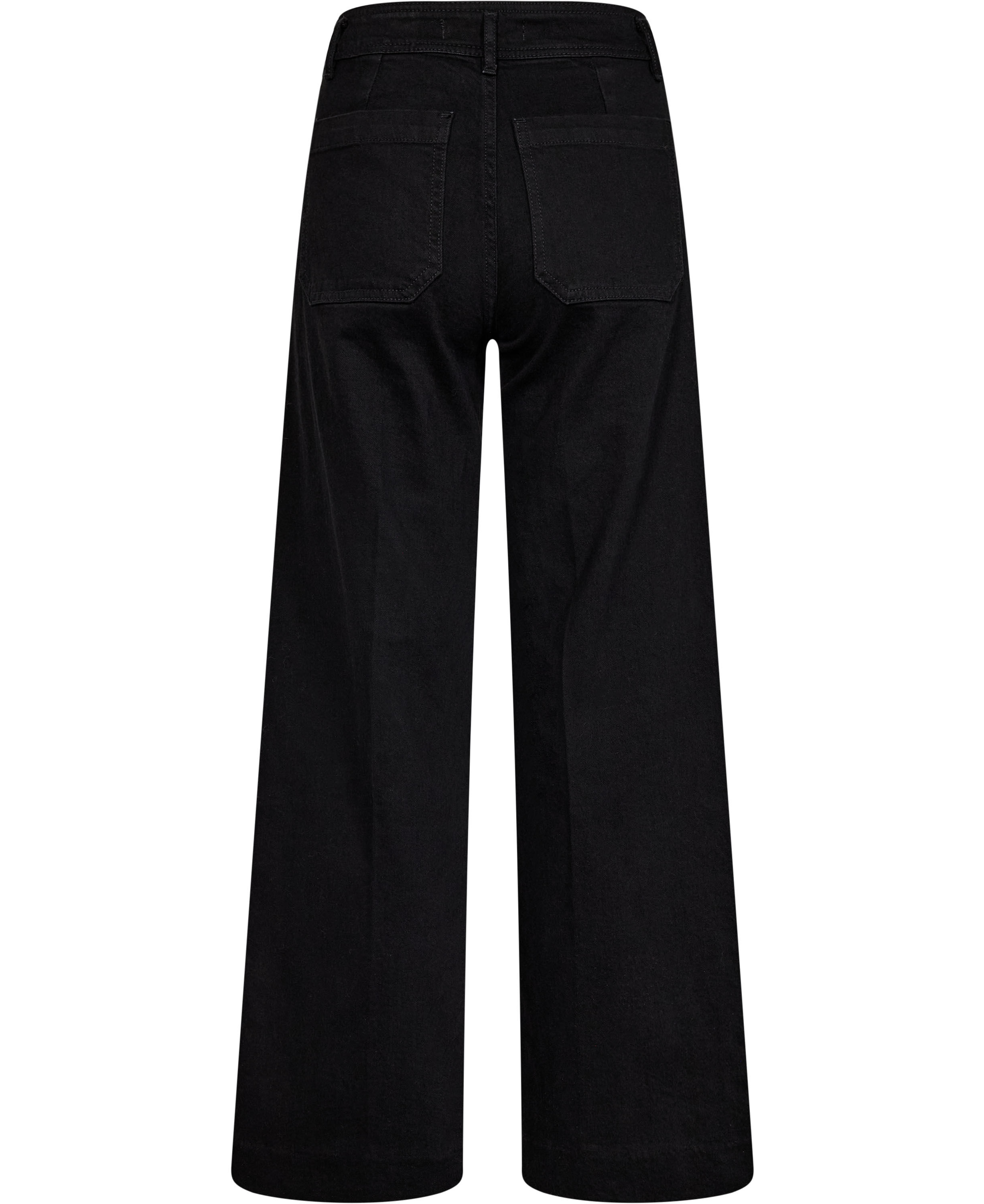 Wide-leg jeans with pockets