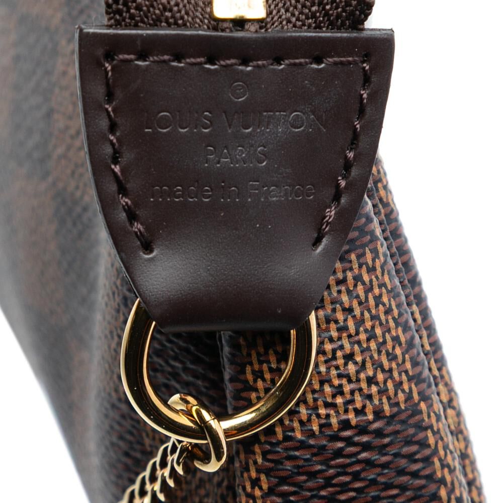 Louis Vuitton Pochette Accessoires