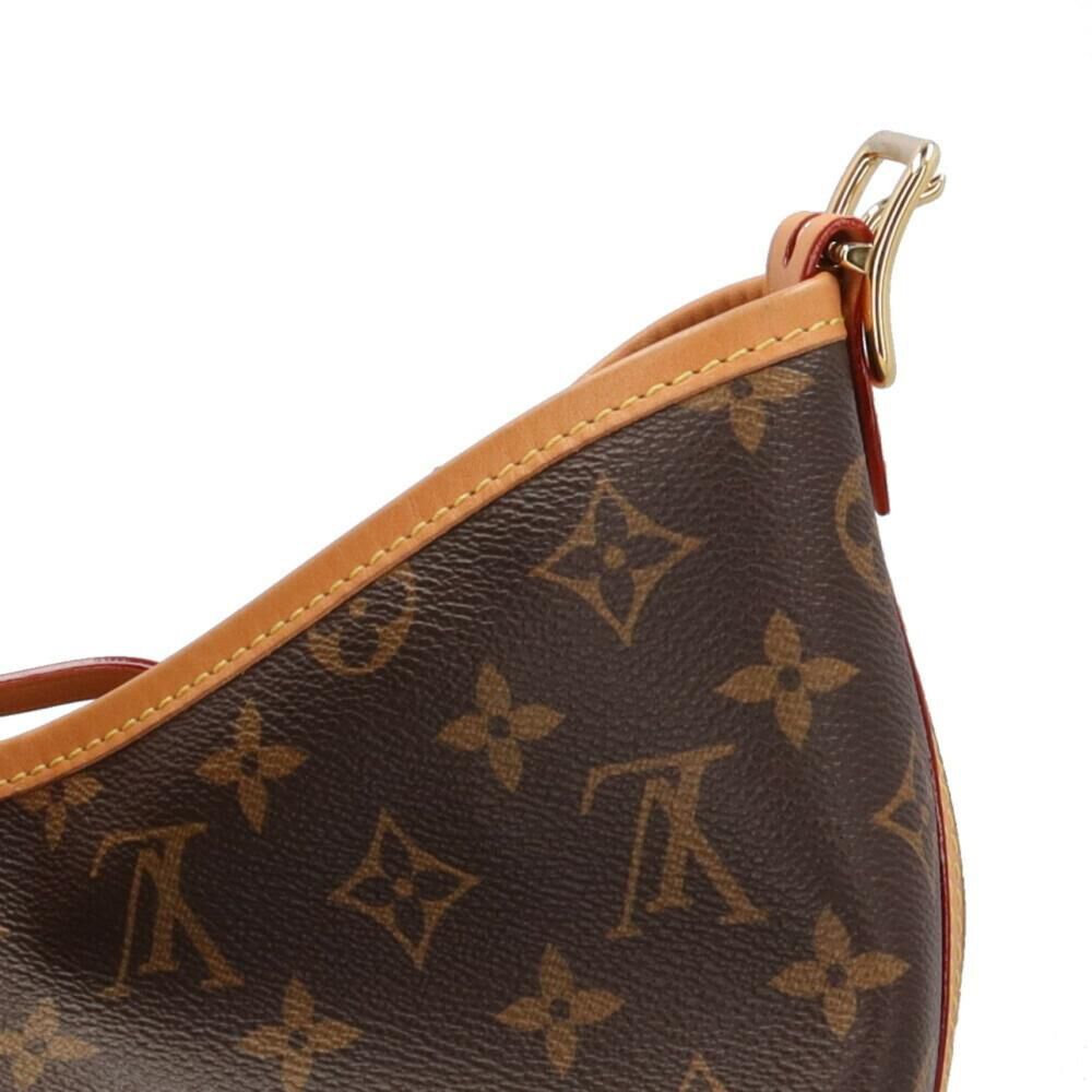 Louis Vuitton Shoulder Bags
