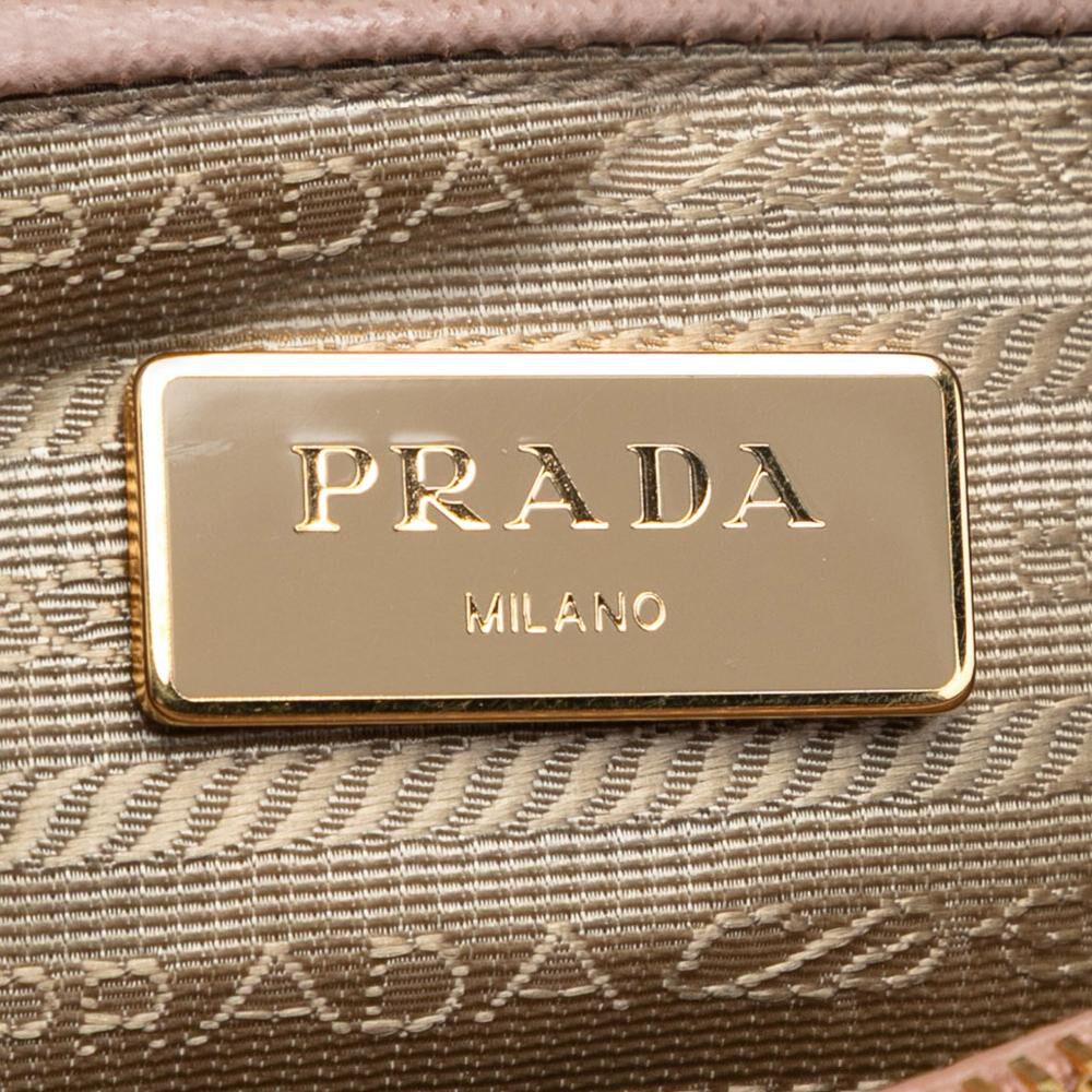 Prada Promenade