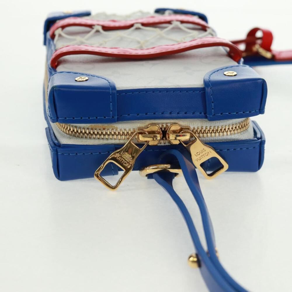 Louis Vuitton Shoulder Bags